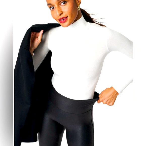 A cult classic - Spanx Faux Leather Leggings - Picture 5 of 7